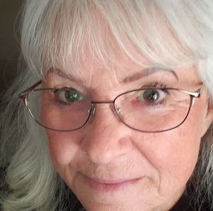 Meet your Posher, Diana
